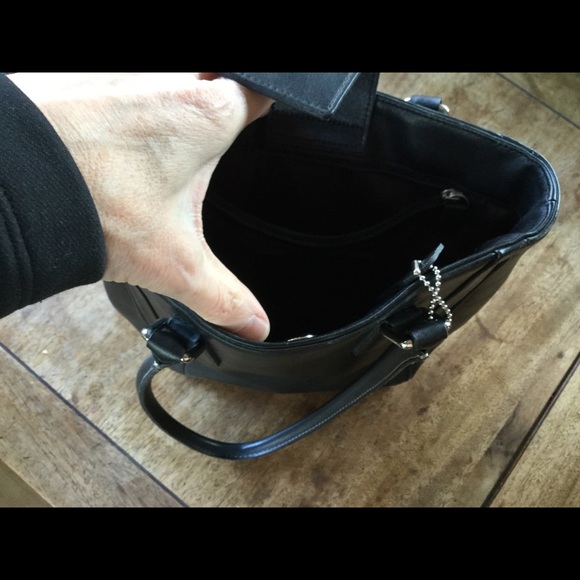Coach handbag - Picture 2 of 3